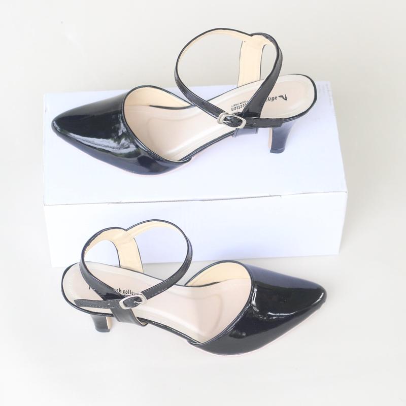 sepatu bapau wanita tali EL Sandal heel wanita terbaru 4