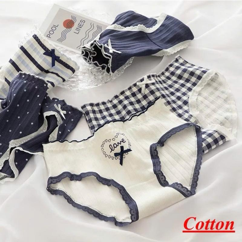 Combo 10 quần lót nữ Women CT046 cute LOVE với chất liệu cotton mềm mại thấm hút , đàn hồi tốt dành cho các em học sinh cấp 2-3 các bé mới lớn rất yêu thích( shop có bán tách lẻ 5 quần cho khách mua ít)