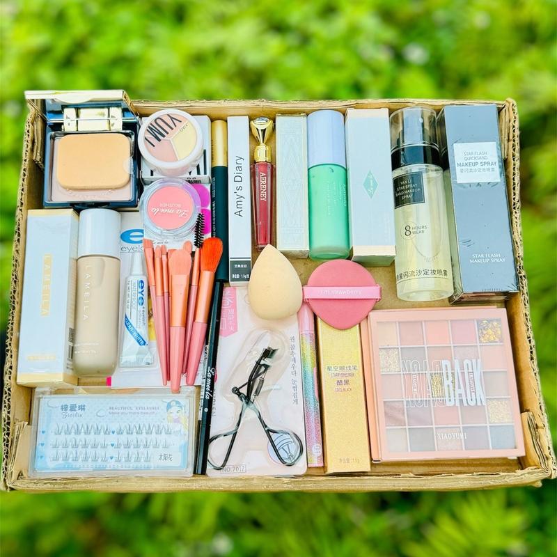 Bộ Trang Điểm 17 Món L3.3 Makeup Cơ Bản Dành Cho Nữ Mới Học Trang Điểm Đầy Đủ Các Món Cơ Bản Kem Nền+ Kem Lót+ Phấn Mắt 20 Ô+ Xịt Khoá Nền+ Son Kem+ Bộ Cọ+ Mascara Mỹ Phẩm