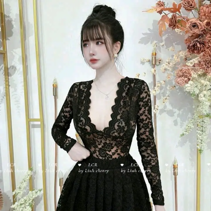 SÉT BỘ REN ÁO CỔ V TAY DÀI CHÂN VÁY XẾP LY XÒE  Top Nữ Women
