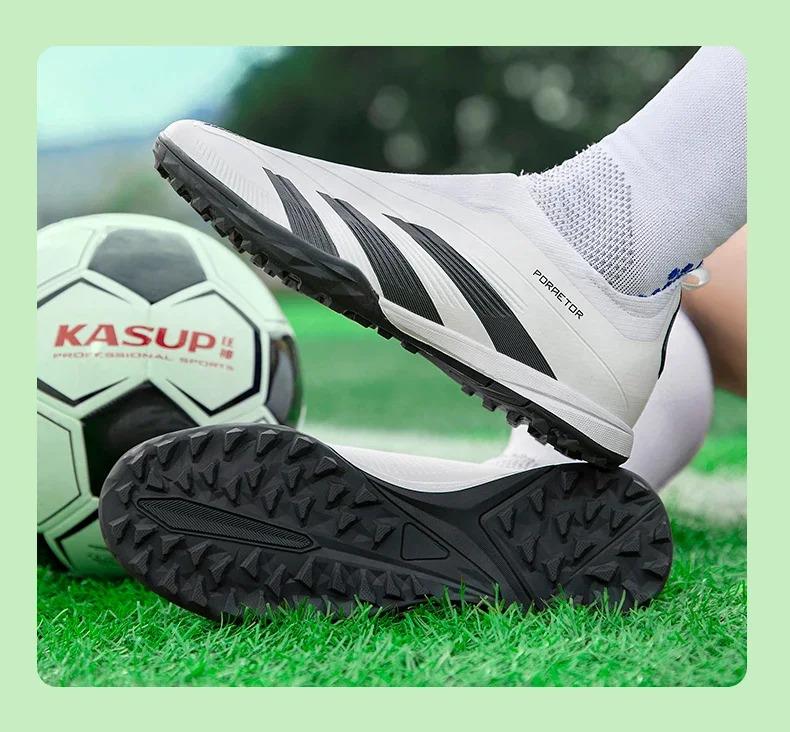 Product Introduction of New Men Original Football Shoes Indoor Society Professional Non Slip Soccer Ultralight Shoes Grass Training Kids Match Sneaker 19