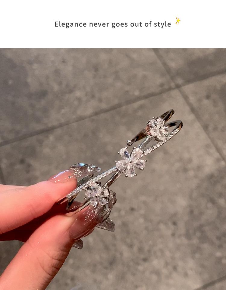 Product Introduction of Women's High-Grade Silver Petal Zircon Bracelet Opening Bracelet Bracelet Ornament 10