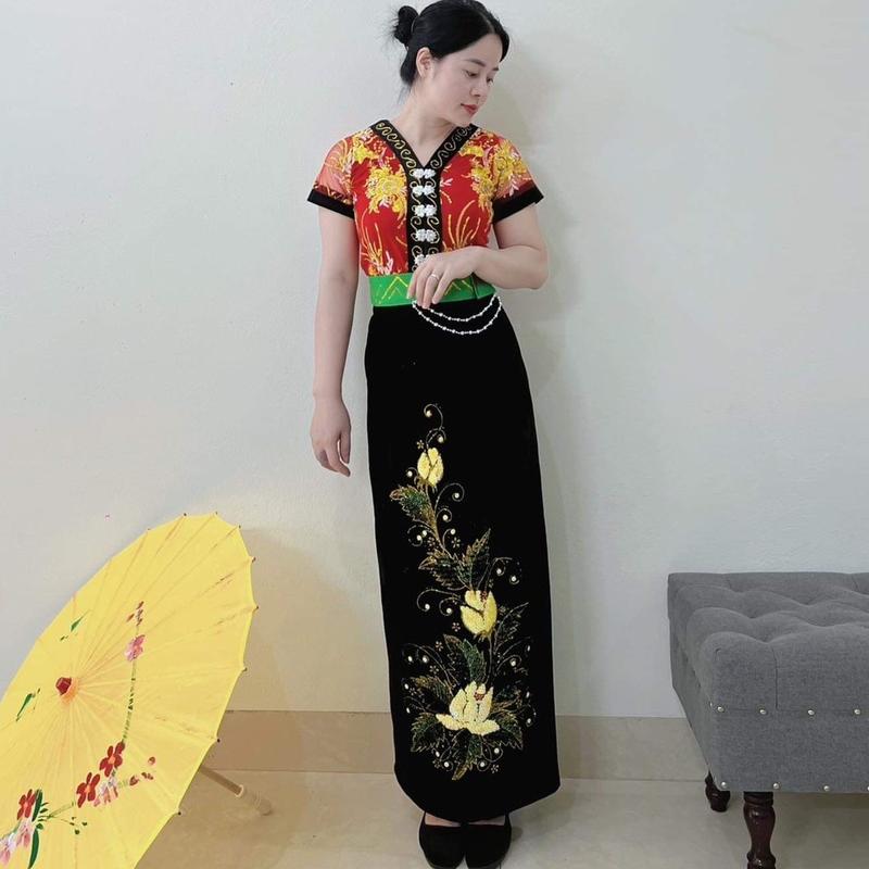 Bộ trang phục Thái ren cổ tim + CHÂN VÁY Kèm đai Nữ - Chất liệu nhung ẢNH SHOP TỰ CHỤP