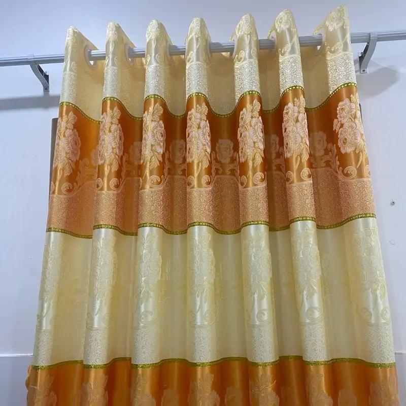 Rèm gấm hoa văn hoa hồng cam phối kem cản nắng cản sáng 70%-80% (Giá met căng thẳng chưa bao gồm thanh treo)