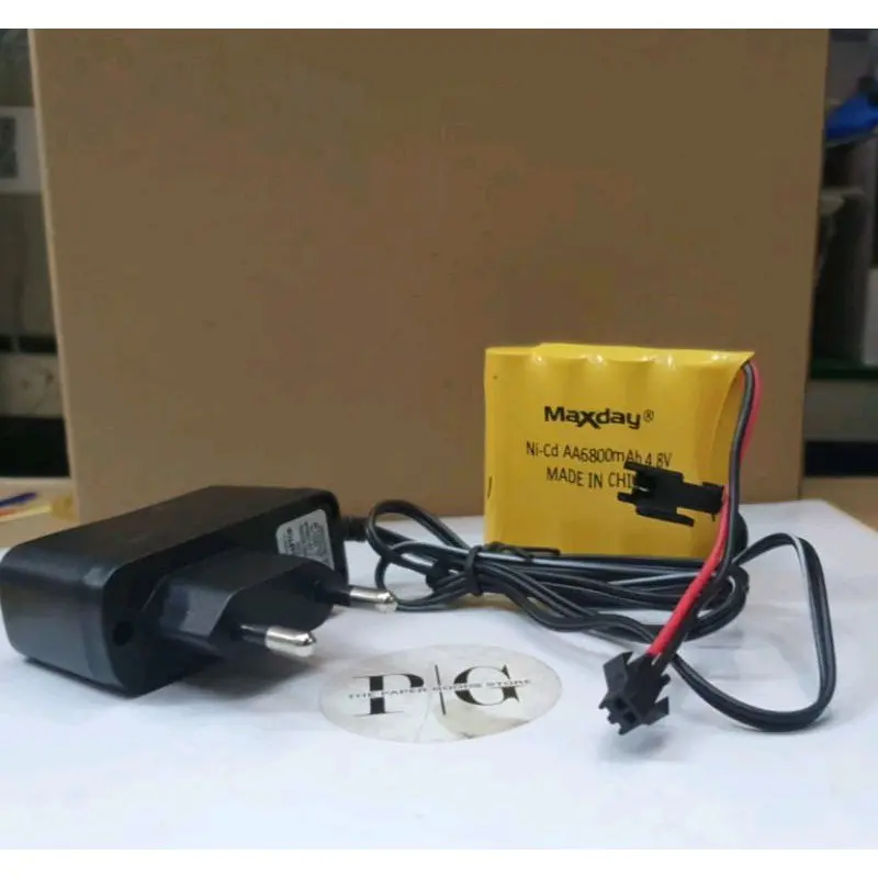 promo paket komplit Baterai cas Ni-CD AA 6800mAh 4.8V MAXDAY Soket hitam u/Mainan Rock Crawler - Baterai 4,8V Remote Control 0