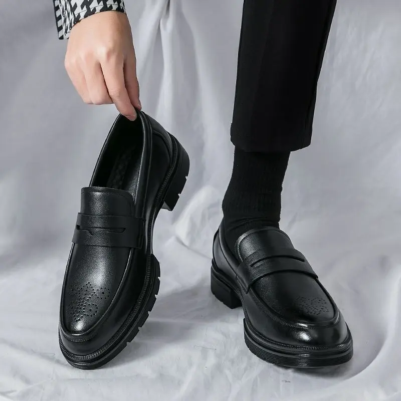 New Men's Leather Shoes British Style Thick Sole Versatile Slip-On Driving Loafers Beanie Shoes Groom Wedding Nam