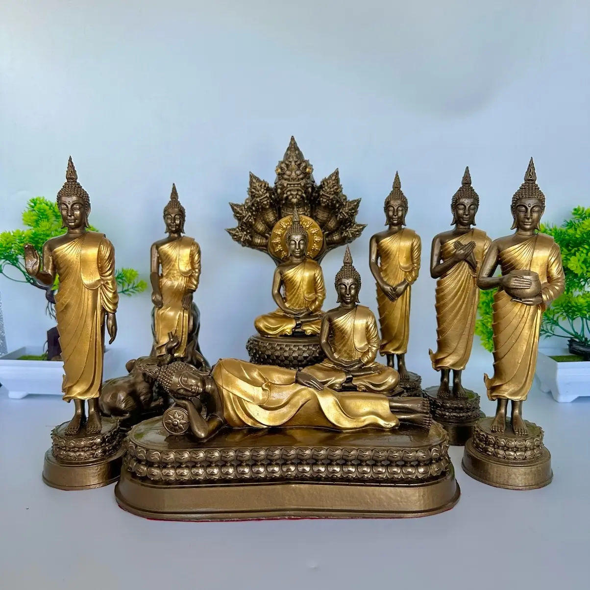 พระประจำวันเกิด สูง10นิ้ว แร่เหล็กน้ำพี้ แถมฟรีฐานรองพระ สีมันปูเพ้นท์