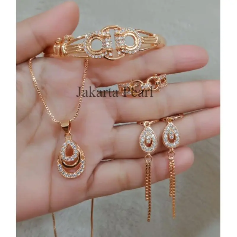 satu set perhiasan wanita dewasa terbaru motif kacamata