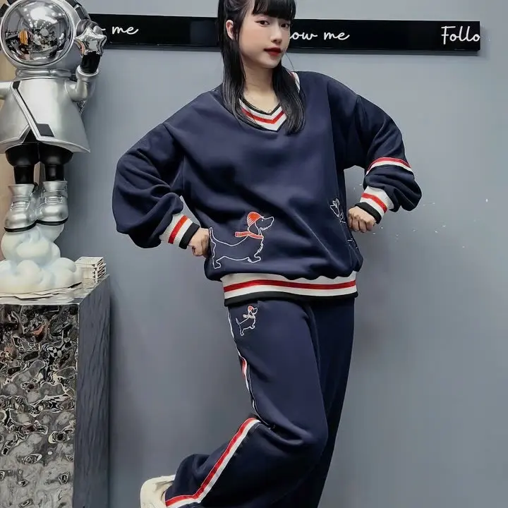 SET ÁO CỔ TIM + QUẦN BO CHUN THÊU HÌNH CHÓ