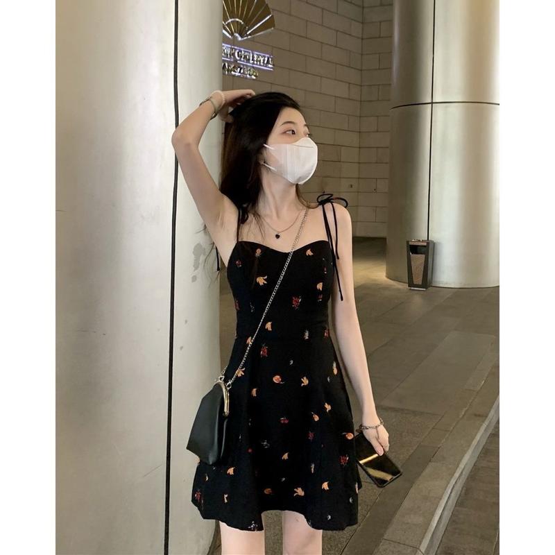 Product Introduction of 2025 Summer Dress for Women Slim Fit Floral Strap Dress Petite Sweet Spicy Short Dress New Fashionable 2