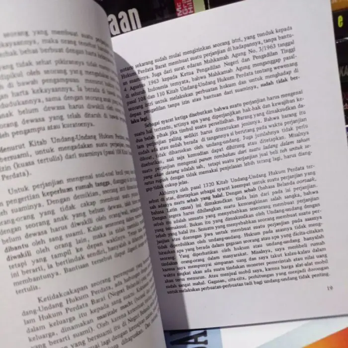 buku Hukum Perjanjian by Subekti softcover 1