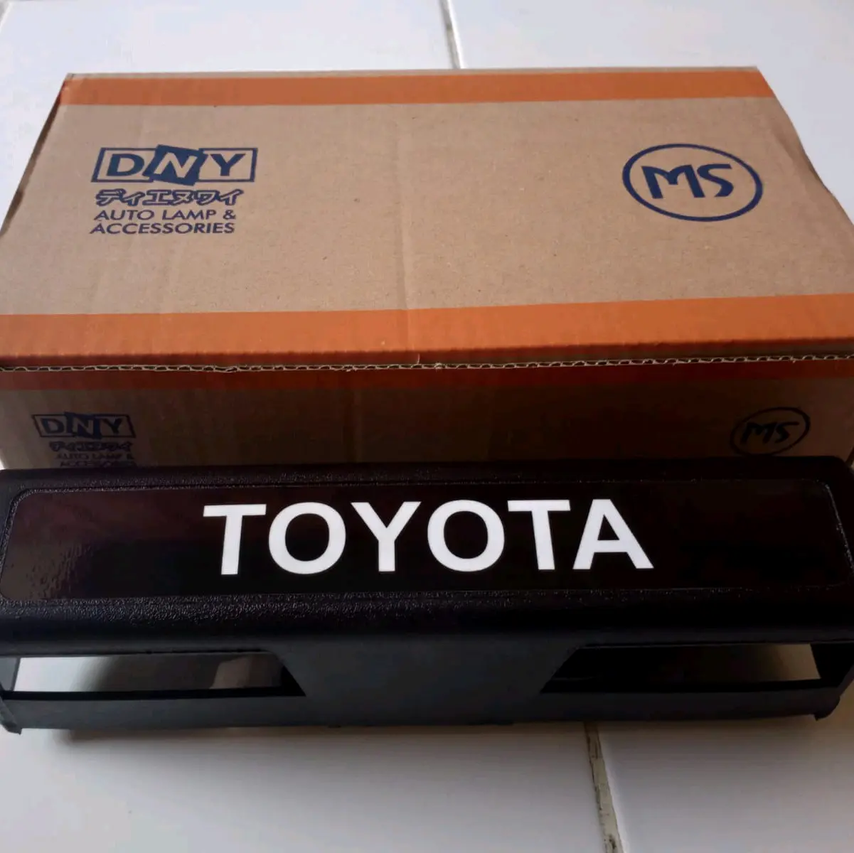 LAMPU PLAT NOMOR TOYOTA KIJANG SUPER ROVER GRAND JANTAN MINIBUS
