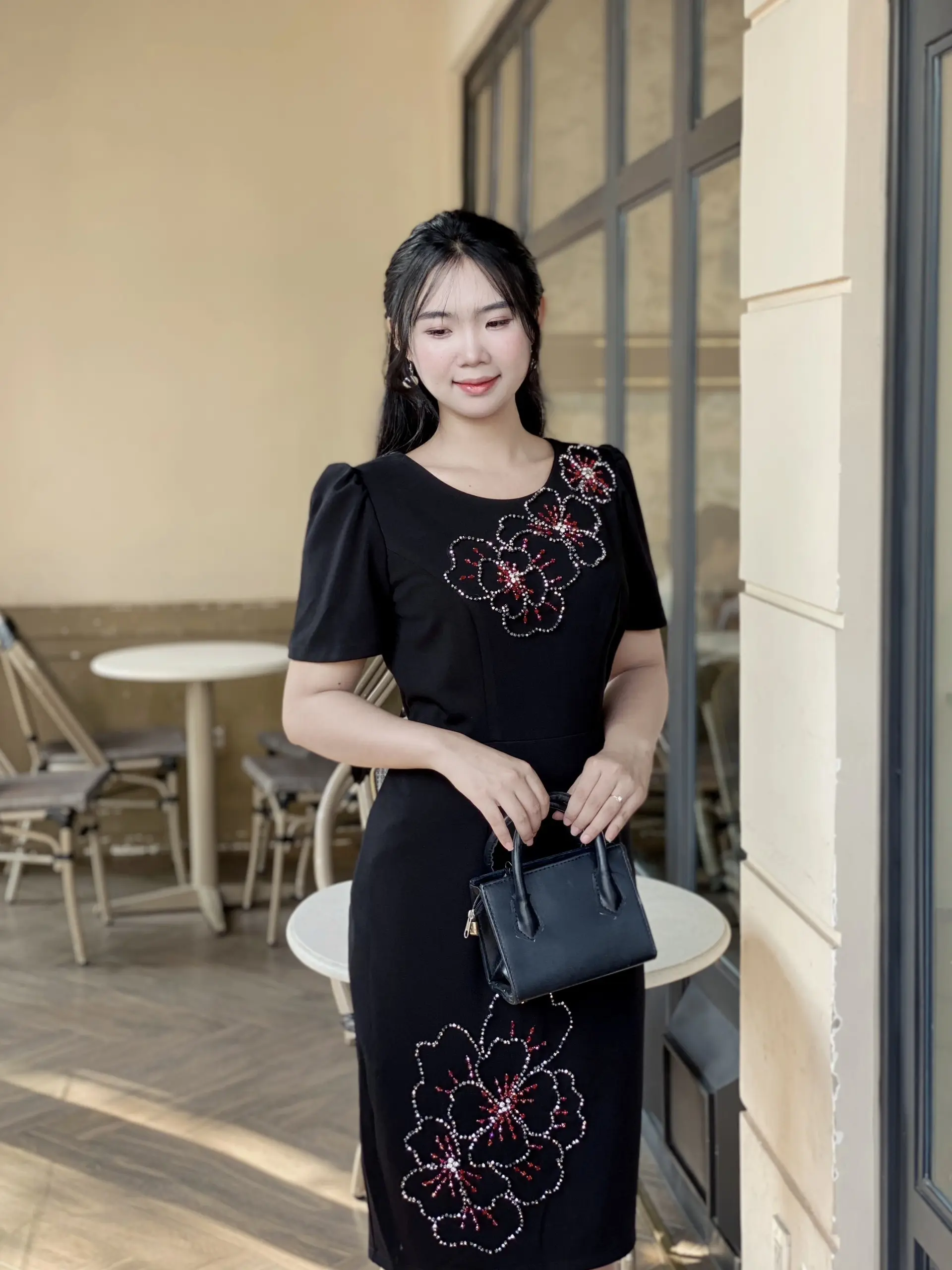 Đầm nữ Dáng Xuông, Thiết Kế Cổ Tròn Tay Phồng, Đính Phale Cao Cấp HỌA TIẾT hoa hoa