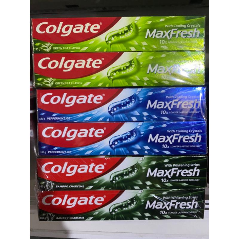 Kem Đánh Răng Colgate 180g Hương Bạc Hà, Trà Xanh, Vitamin C
