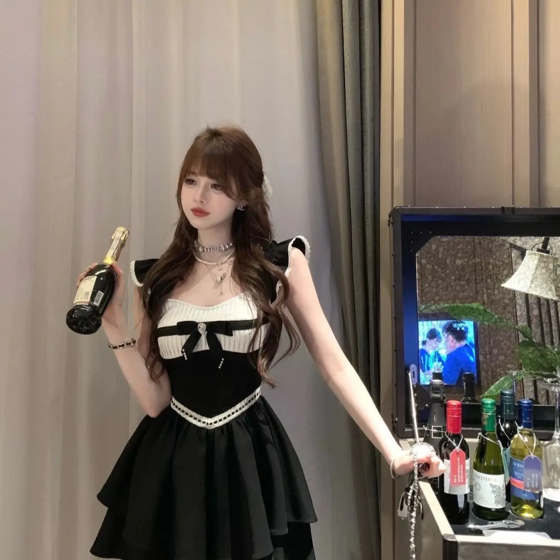 Đầm xinh tiểu thư hai dây bềnh xinh