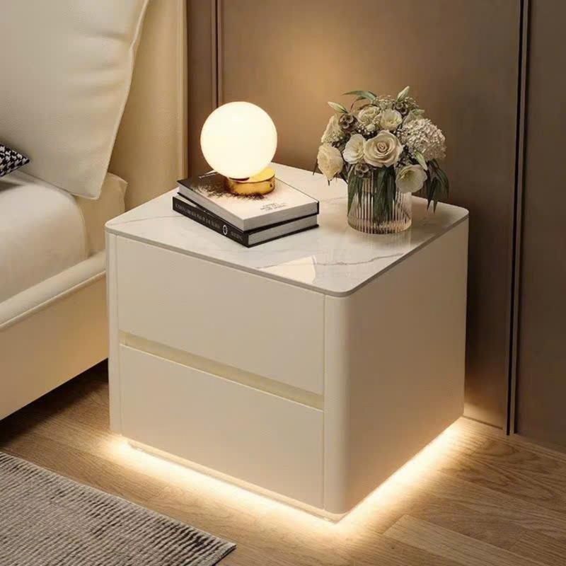 Tab Đầu Giường T03 Bọc Da Chất Liệu Cao Cấp Kết Hợp Chân Thép Không Rỉ, Bảo Hành 1 Năm 2