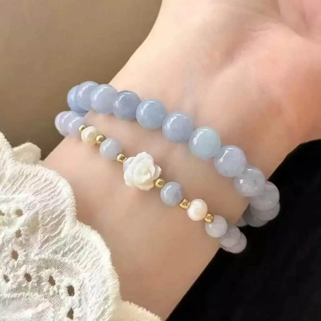 Gelang Manik-Manik Batu Biru Lembut dengan Pesona Bunga Gelang Fashion Wanita