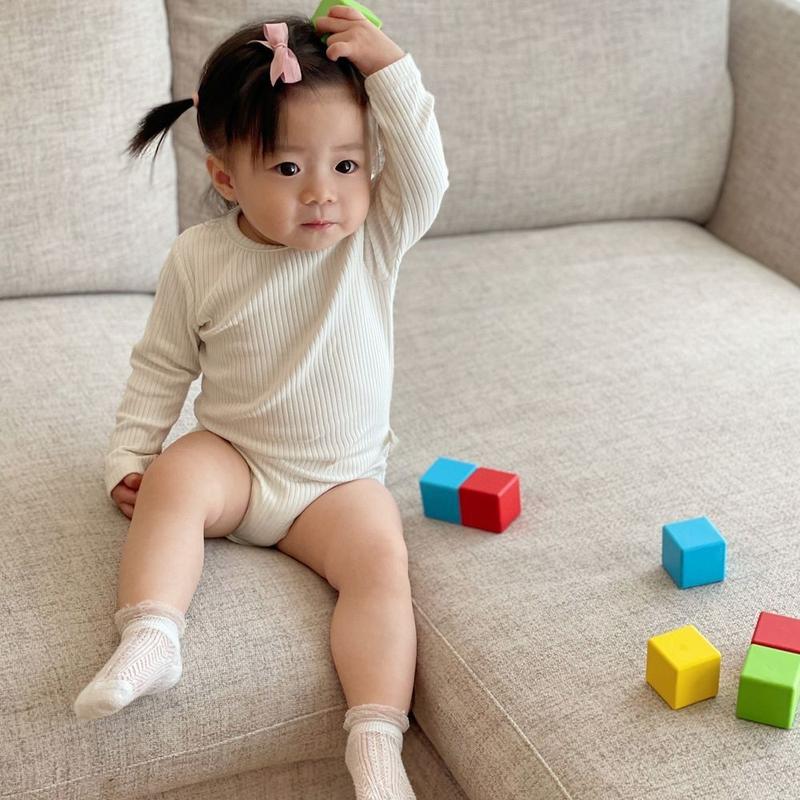 áo liền quần Trẻ Em Bé INS, Dài Tay, Mặc Mùa Xuân Và Mùa Thu, Phong Cách Phương Tây, Siêu Dễ Thương, Cho Em Bé Gái, Làm Bằng Bông Nguyên Chất, Áo Jumpsuit Quần Kẻ Sọc Chìm 1