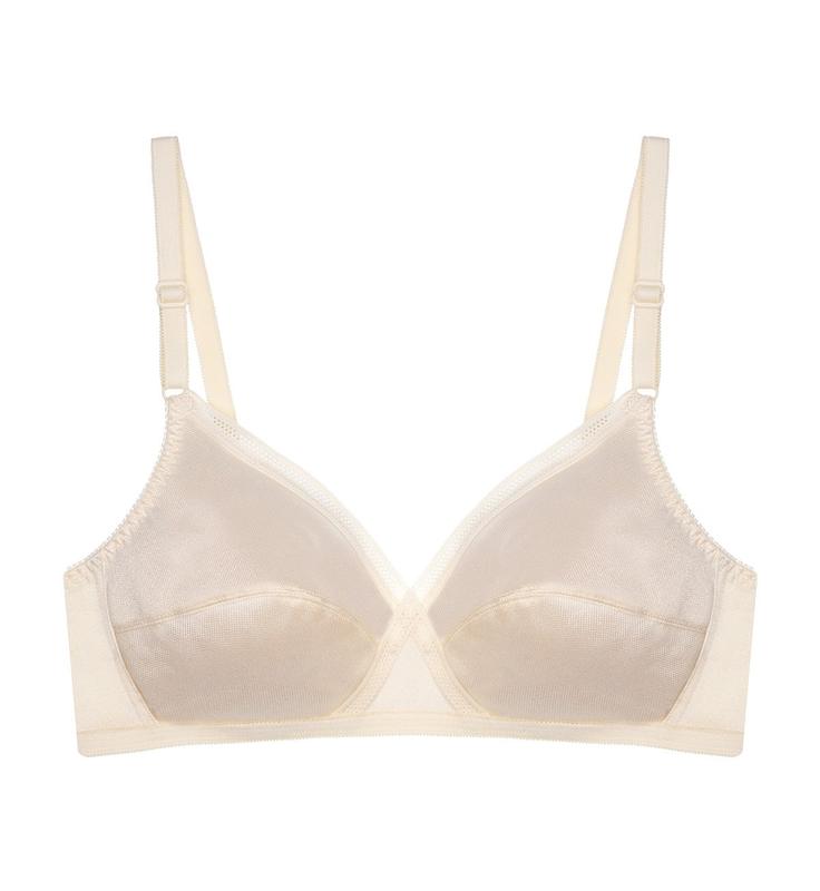 Triumph - Áo lót Solfege Không Gọng Mỏng Nhẹ Không Đệm Mút (D 151 HP)