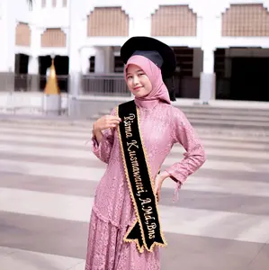 SELEMPANG WISUDA LIST RENDA