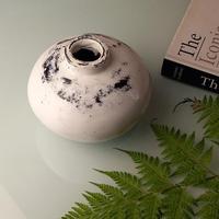 Gambar Leolle Bali Vas Bunga Dekoratif Vas Orio Terakota Clay | Pot Bunga Tanah Liat Estetik Dekorasi Rumah Minimalis | Hiasan Meja Ruang Tamu Pajangan Cafe Villa Modern | Vas Tanah Liat Handmade Kerajinan Bali | Kado Unik Pindah Rumah Souvenir Bali Gift - WHITE WASH dari Leolle Bali Kota Denpasar 3 Tokopedia