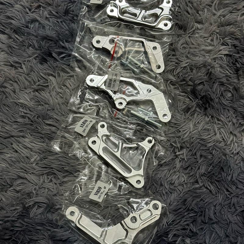 Pas thắng trc cho xe vario,AB,vision heo zin, gắn các heo đồ chơi heo zin theo sz đĩa lựa chọn Phụ Tùng