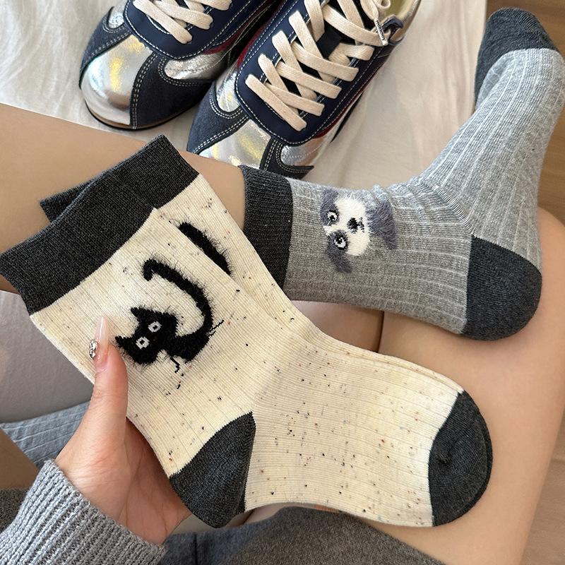 Product Introduction of Cute Animal Socks Cartoon Puppy Cat Trendy Autumn/Winter Cotton Yarns Flocking Plush Stockings Fashion Warm Casual Women's Socks 12