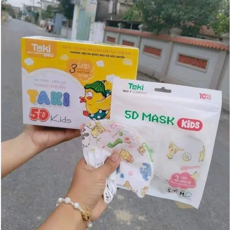 [Tặng thêm 20 cái] Combo 300 Cái, 200 Cái, 100 Cái Khẩu Trang 5D Hiệu Taki Chính Hãng Trẻ Em Hàng Chuẩn Xịn, Mix Nhiều Họa Tiết Hoạt Hình Xinh Xắn 2