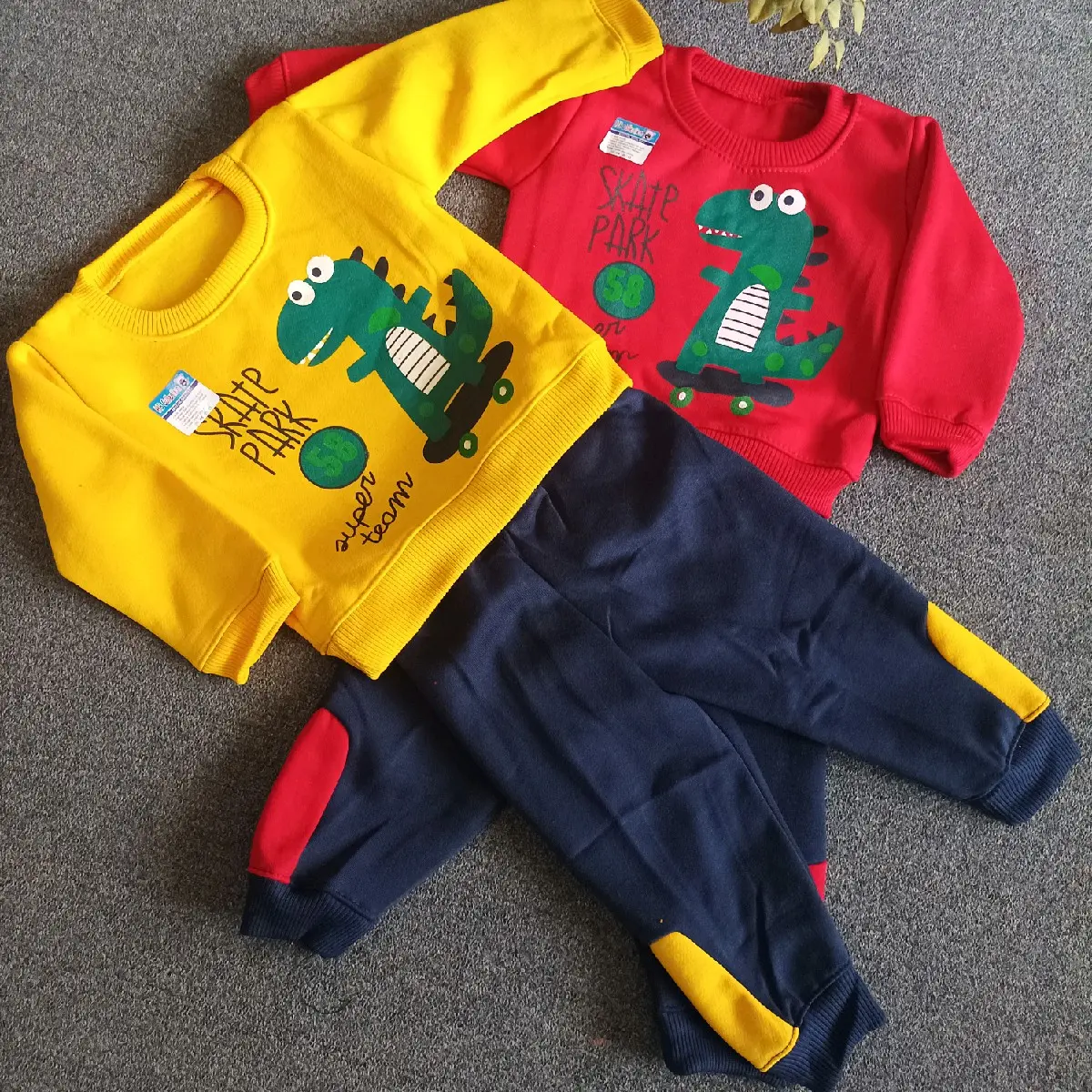 Azzalfa26-Setelan Joger dinosaurus besar usia 3-12 bulan bb 11 kg allsize bayi