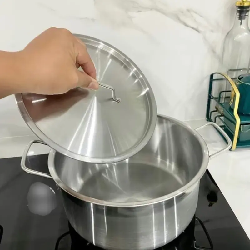 Bộ 3 nồi inox 430 dùng được cho mọi loại bếp, 1 Đáy dày dặn, bắt nhiệt tốt. Hàng cao cấp không cháy xén khi xào nấu đồng vn 5