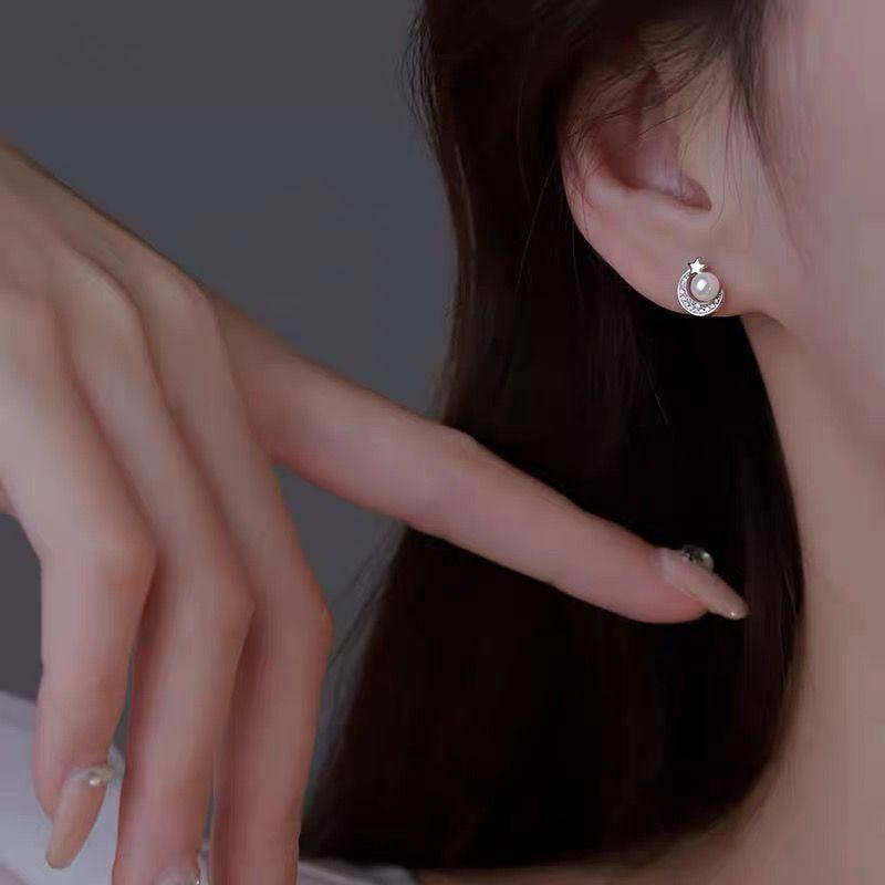 Product Introduction of Bông Tai Ngọc Trai, Bạc Sterling, Dành Cho Phụ Nữ, Phong Cách Hợp Xu hướng Mới Mùa Hè 2022, Bông Tai Mặt Trăng Cao Cấp Thiết Kế Độc Đáo 4
