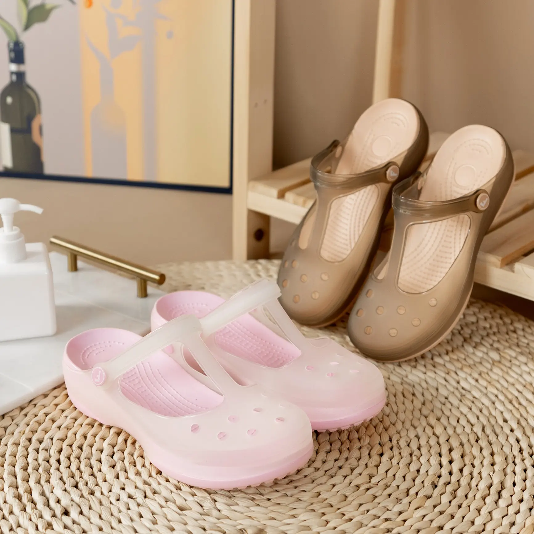Mary Jane Hole Shoes Women's Beach Shoes Eva Shoe Sole TPU Upper Non-Slip Environmentally Friendly Odorless Jelly Sandals Nurse Shoes 2025 New Comfort Platform Shoes Cheap Beautiful