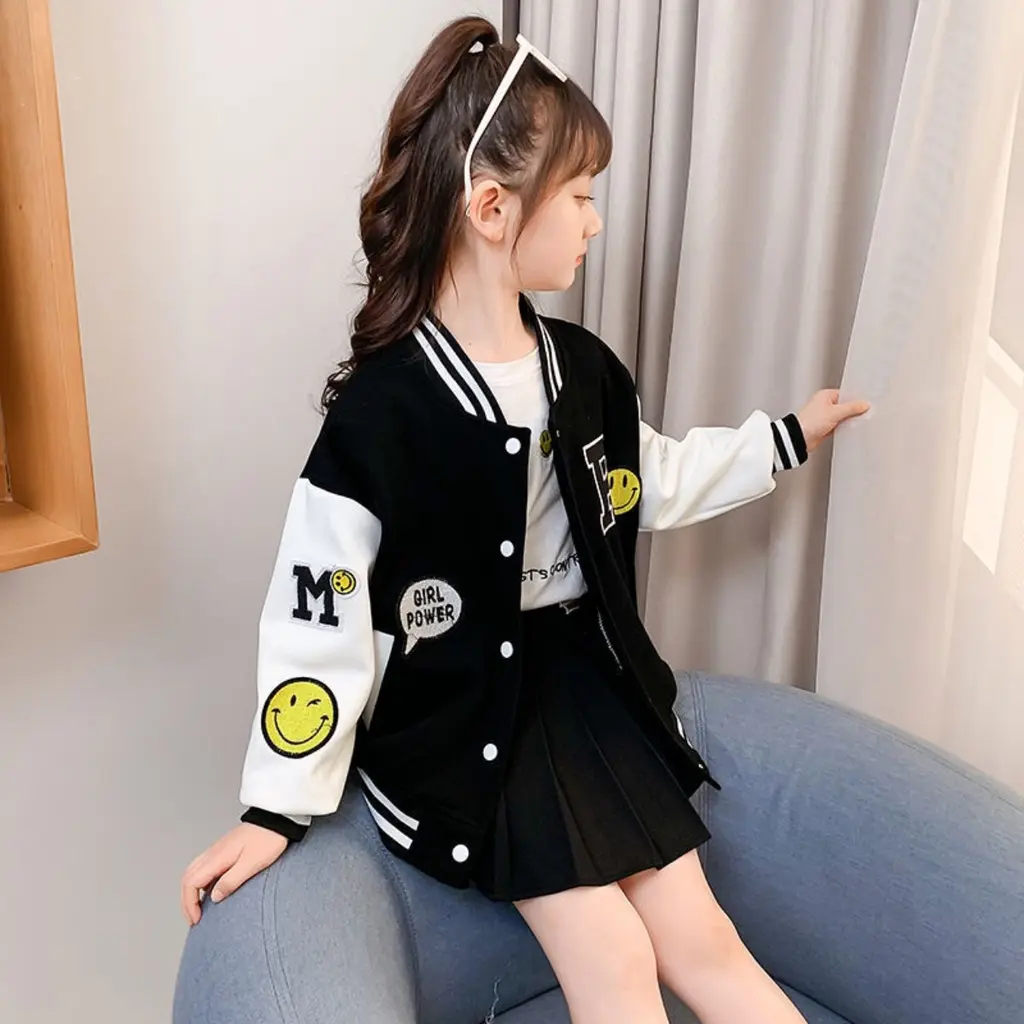 Áo khoác nỉ cao câp dành cho bé gái 18-45kg mẫu Chữ R. Chất liệu đẹp, đường may kỹ.MA111