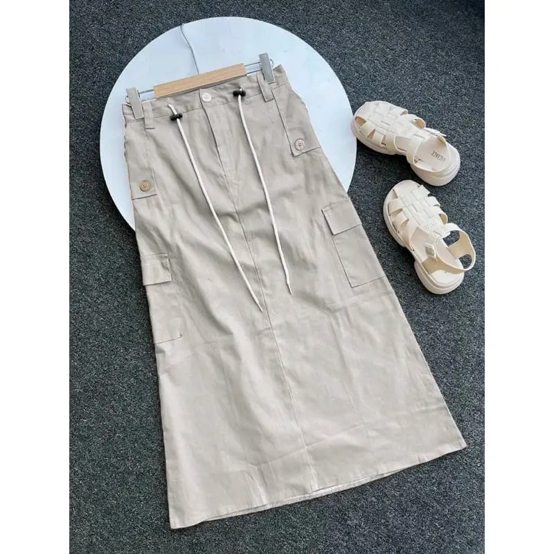 Rok Cargo Skirt Twill Hitam Wanita 2