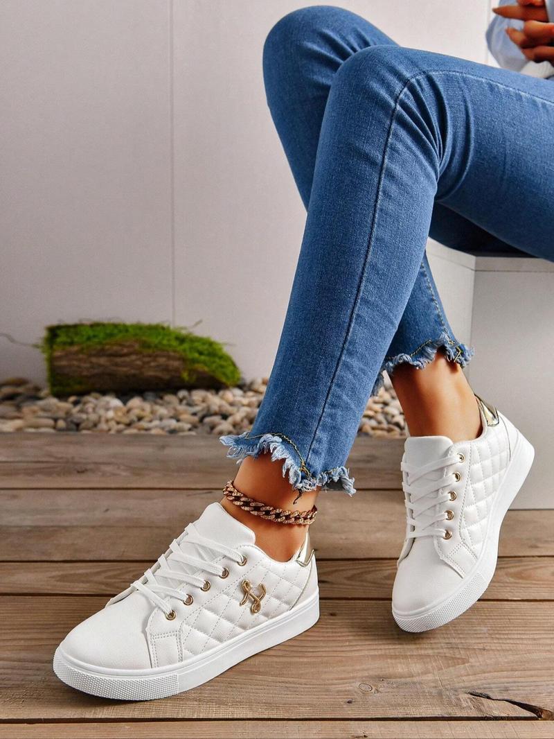 Product Introduction of Women's Fashionable Lace Up Sneakers, Casual Comfortable Sports Shoes for Daily Wear, Female All-match Round Toe Shoes for Spring & Fall 2