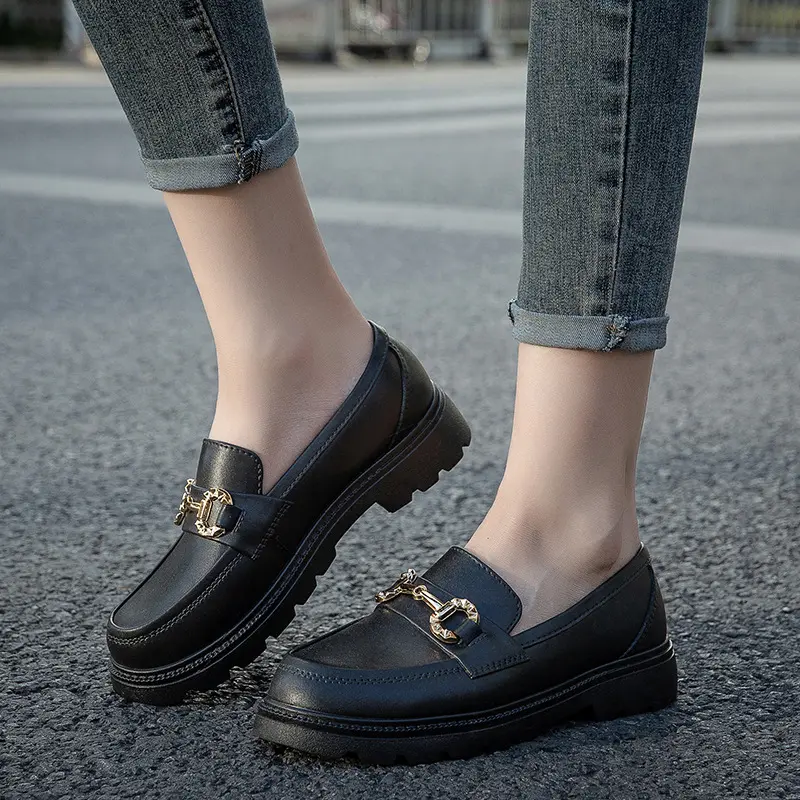 Giày Moca nhựa đi mưa mũi tròn cao 3cm slip on siêu nhẹ thời trang mới nhất A44 V342