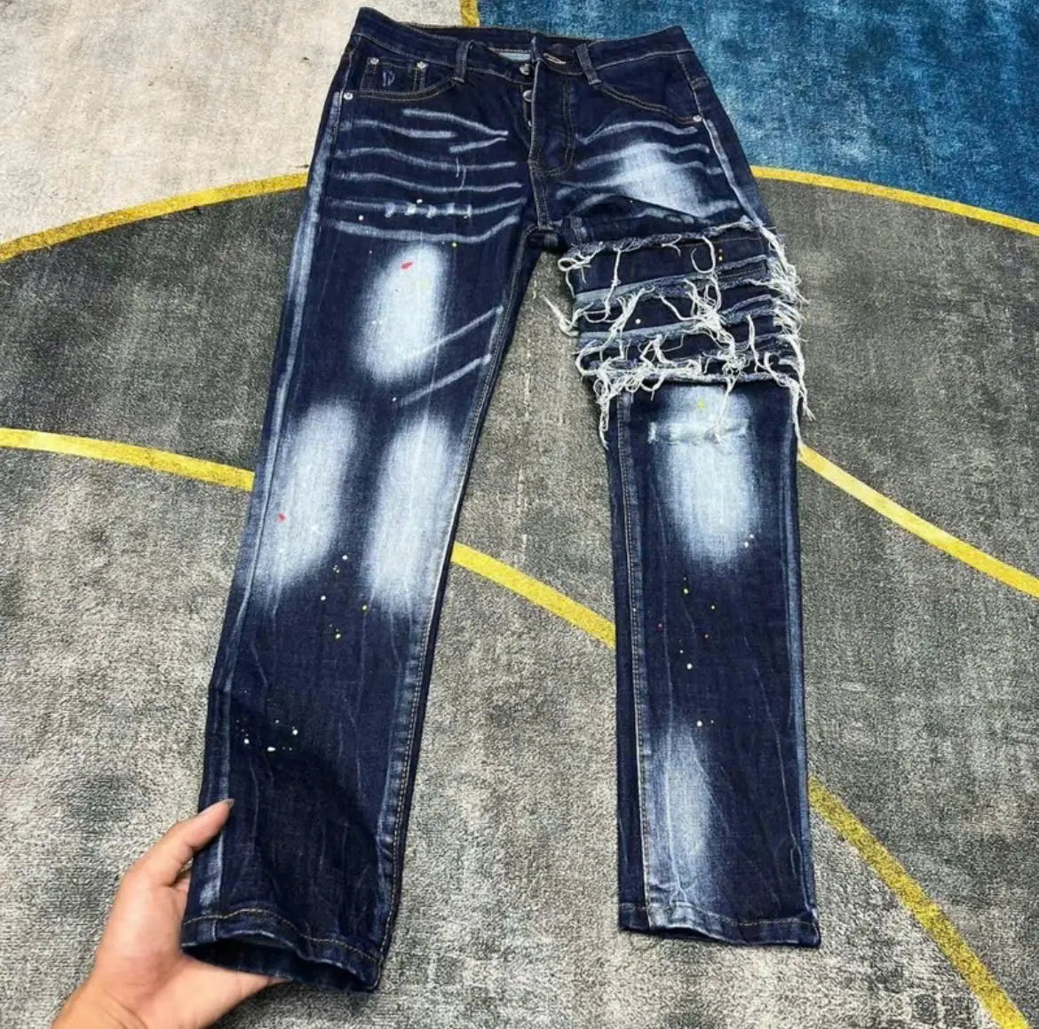 QUẦN JEAN BOY PHỐ IN HỌA TIẾT ,VẢY SƠN ,PHỐI VIỀN ,CAO CẤP THỜI TRANG TRẺ TRUNG.