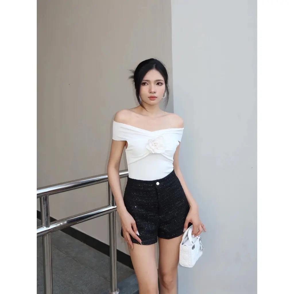 Quần Sooc Dạ Blinh 2 Lớp Phối Nhũ Cạp Cao Tôn Dáng Women | BigBuy360 - bigbuy360.vn