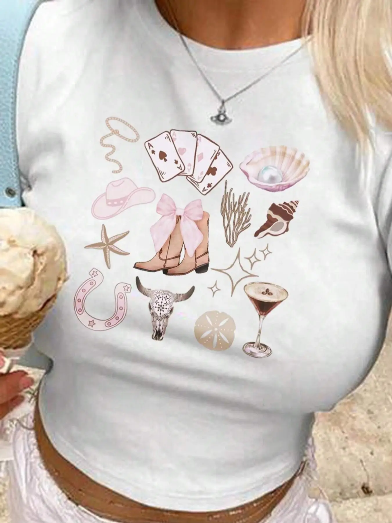 Women's Cartoon Print Round Neck Crop Tee, Y2K Fashion Casual Short Sleeve T-Shirt for Daily Holiday Vacation Outdoor Wear, Ladies Summer Clothes