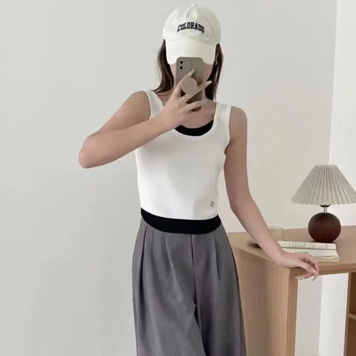 Unique design sense color contrast two-piece U-neck camisole dresses back in stock in summer 2025, slim fit undershirts for women.