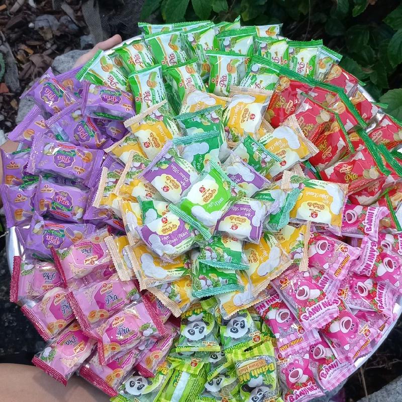 MIX ĐỦ LOẠI BÁNH ( 4 VỊ PÍA ,NẾP ,IN )