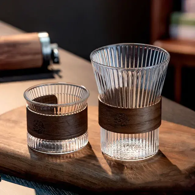 Ly thủy tinh vòng gỗ, miệng loe thiết kế độc đáo, mới lạ- Cốc thủy tinh uống trà, cafe, decor quán 0