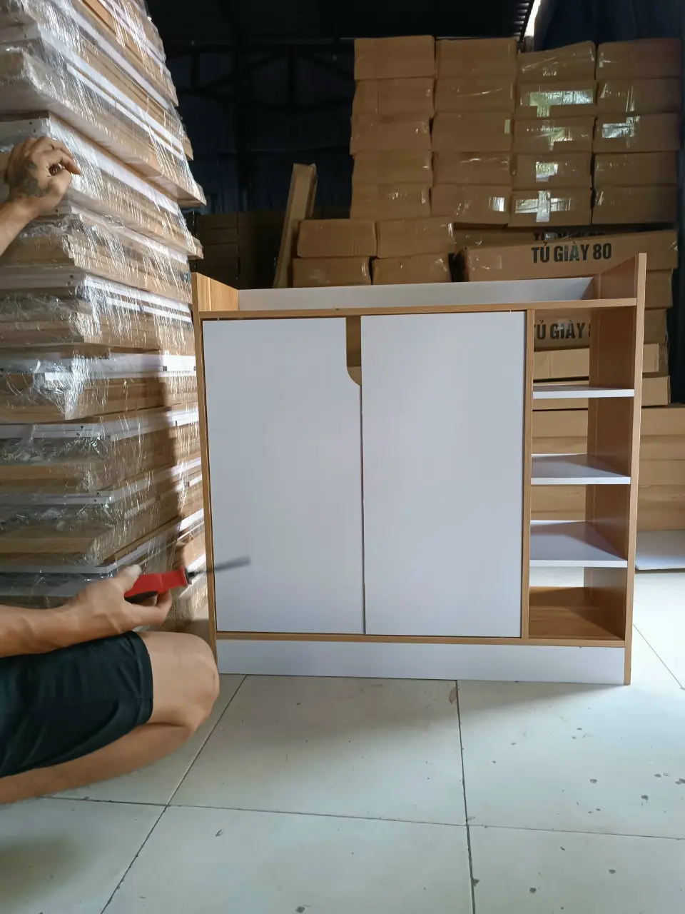 Tủ Giày Gỗ - Kệ để Dép KHOÉT CỬA Đa Năng Tiện Lợi