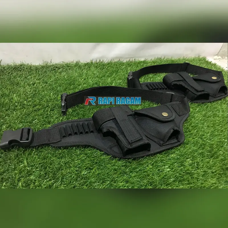 Hoster dalam hitam kain klik 1