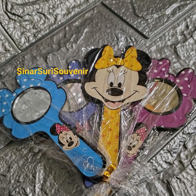 SOUVENIR ISI 100 PCS KACA CERMIN KARAKTER LUCU KEMAS PLASTIK souvenir Pernikahan 4