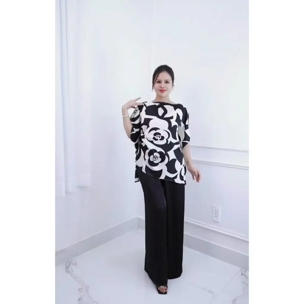 ￼( Hàng Cao Cấp ) Set Đồ bộ trung niên cách điệu, đồ bộ cho mẹ, áo kiểu, quần ống rộng, chất lụa nhập cao cấp MS36 Nữ Women