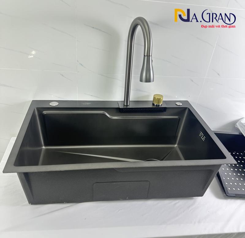 CHẬU+VÒI CHẬU DÀY 3ly Chậu Rửa Chén Bát 1 hộc CAO CẤP VÀ VÒI RÚT HIỆN ĐẠI,CHẬU PHỦ NANO ĐEN CHỐNG TRẦY N20 7546 KHAY VÀ THỚT và xả 3