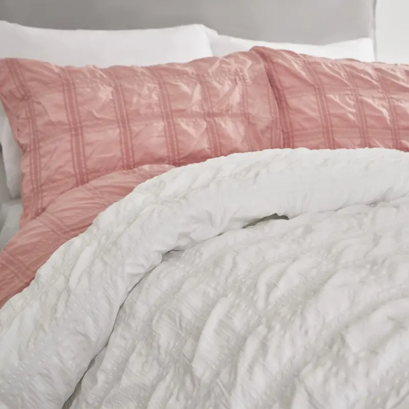 Sienna Seersucker Bedspread Throw - White 1