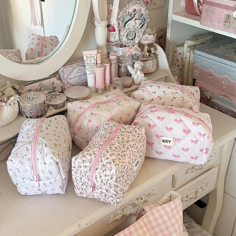 Túi Pouch Kry chần bông dày đựng đồ make up cỡ lớn H02