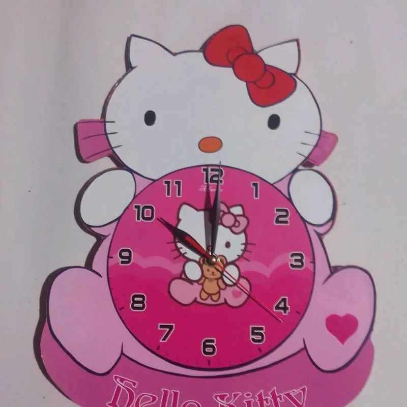 jam dinding kalakter hello Kitty 0